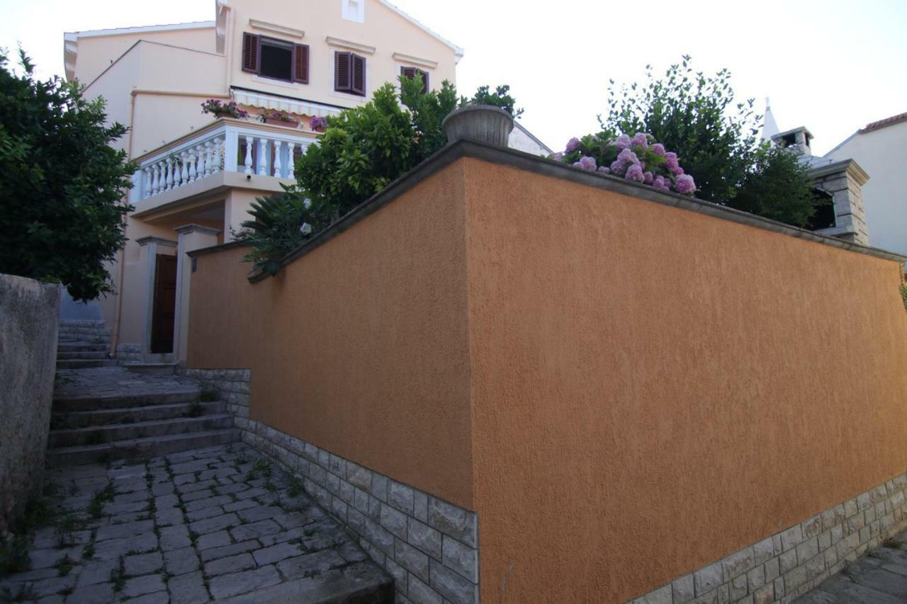 App With A Lovely Patio مالي لوشينغْ المظهر الخارجي الصورة